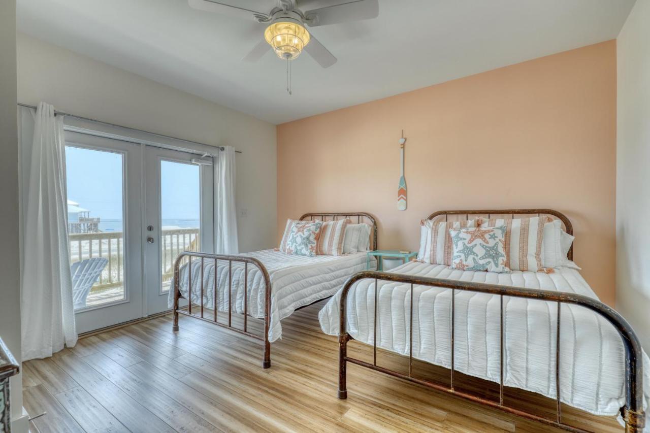 Salty Seahorse - Waterfront! Pet Friendly! Game Room, Pool Table, Beautiful Views - Room For The Whole Family Home جزيرة دوفين المظهر الخارجي الصورة